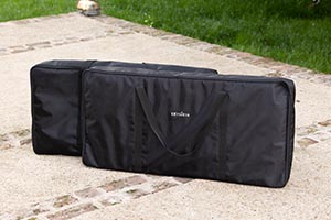 Das Outdoor-Bett SkyHeia ist so gemütlich wie ein richtiges Bett und lässt sich kompakt in zwei Taschen verpacken.